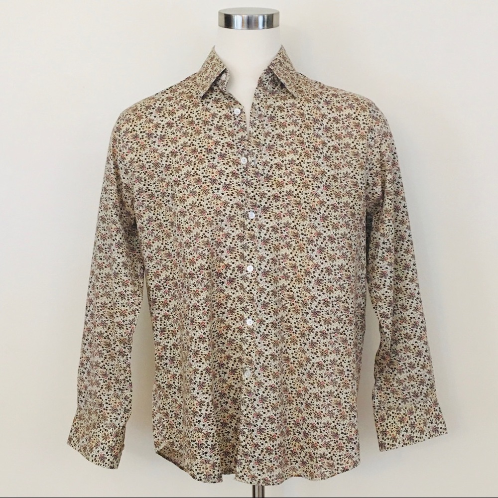 Long-sleeved men’s button down shirt